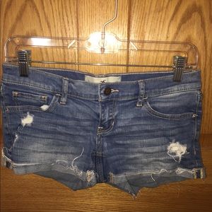 Hollister short shorts. Size 3 perfect condition